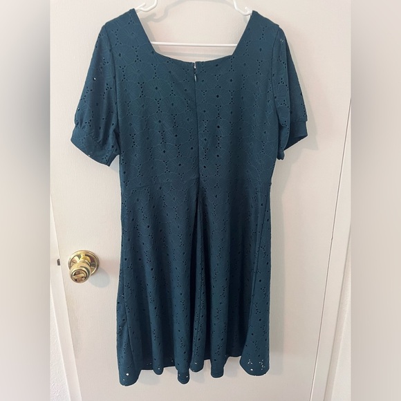 Fig Green Eyelet Dress Womens XL - Picture 7 of 11